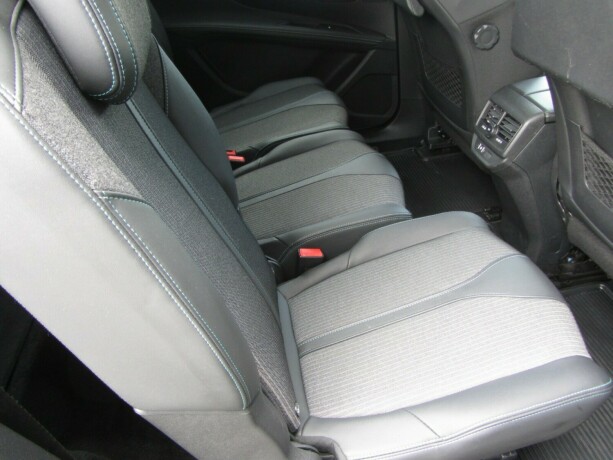 peugeot-5008-diesel-2022-big-28