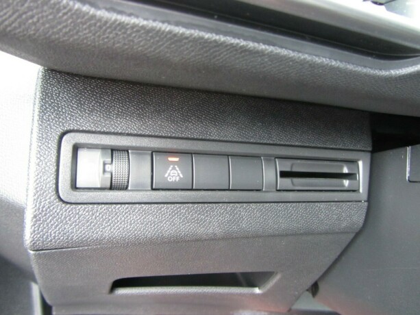 peugeot-5008-diesel-2022-big-17