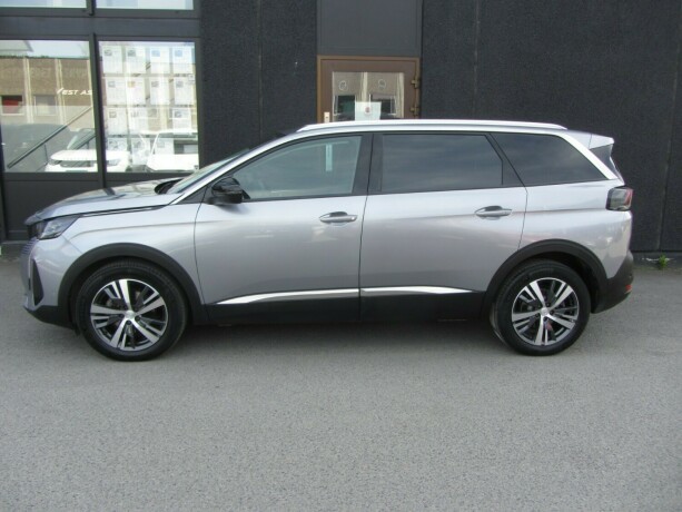 peugeot-5008-diesel-2022-big-3