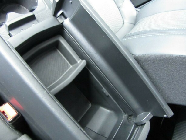 peugeot-5008-diesel-2022-big-15