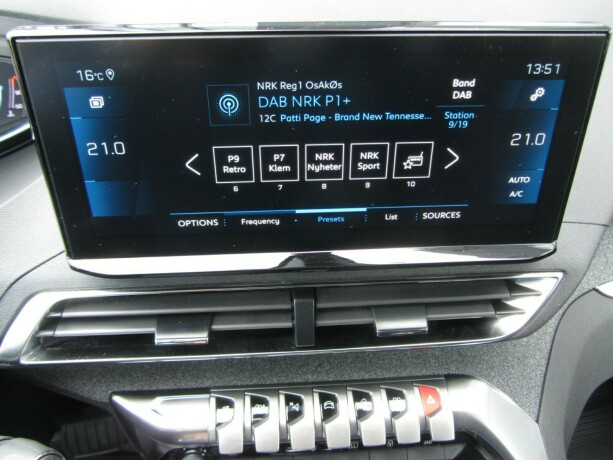 peugeot-5008-diesel-2022-big-21