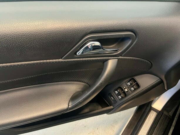 mercedes-benz-c-klasse-bensin-2006-big-7