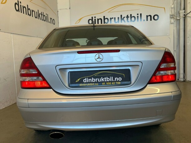 mercedes-benz-c-klasse-bensin-2006-big-5
