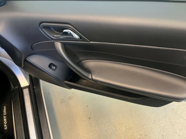 mercedes-benz-c-klasse-bensin-2006-big-14