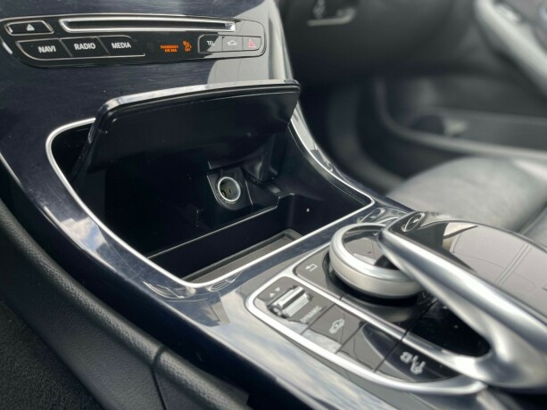 mercedes-benz-c-klasse-elektrisitetbensin-2017-big-22