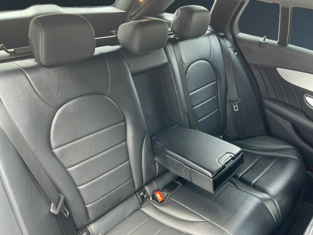 mercedes-benz-c-klasse-elektrisitetbensin-2017-big-12