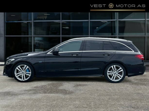 mercedes-benz-c-klasse-elektrisitetbensin-2017-big-3