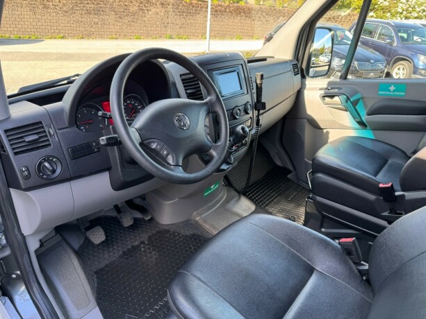 volkswagen-crafter-diesel-2016-big-6
