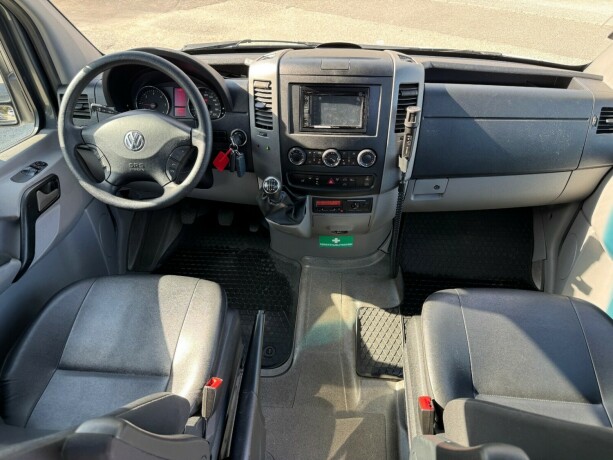 volkswagen-crafter-diesel-2016-big-10