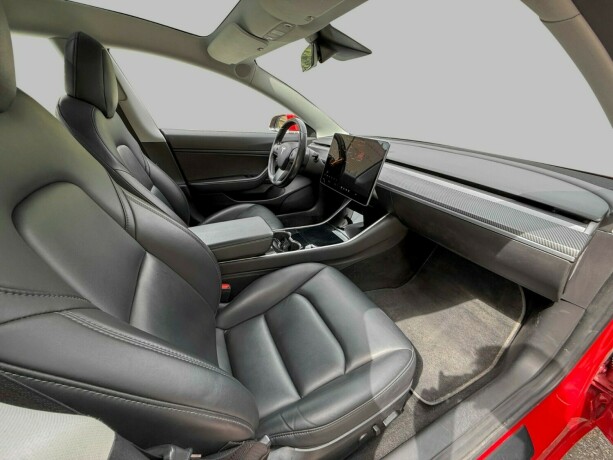 tesla-model-3-elektrisitet-2019-big-32