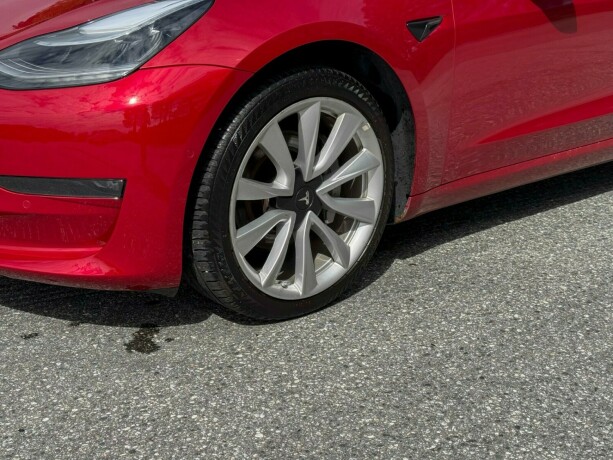 tesla-model-3-elektrisitet-2019-big-6