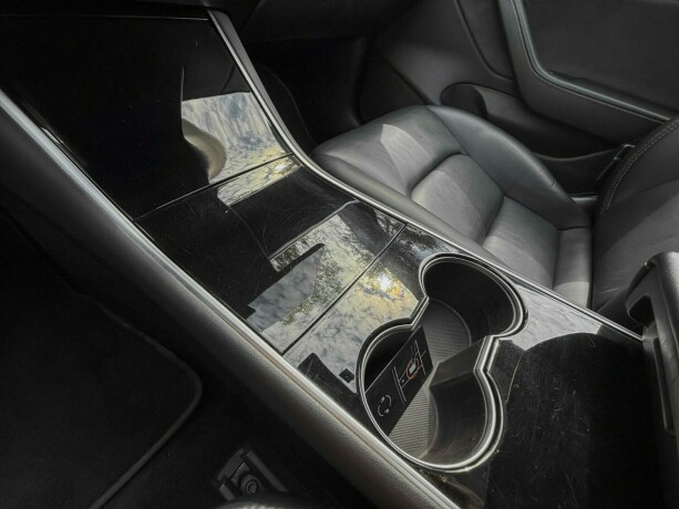 tesla-model-3-elektrisitet-2019-big-21