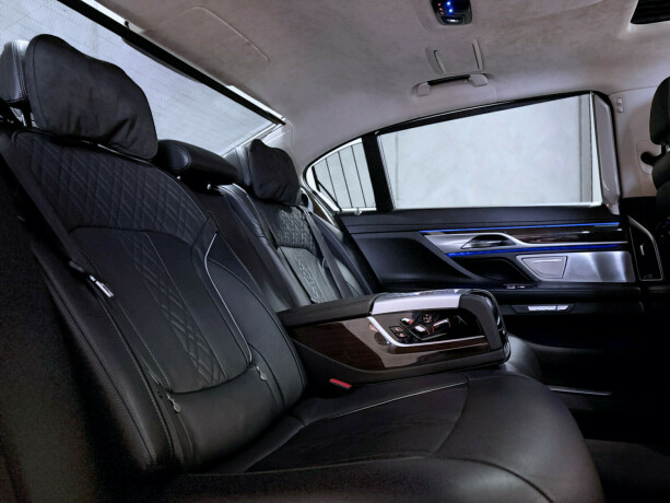 bmw-7-serie-elektrisitetbensin-2017-big-13