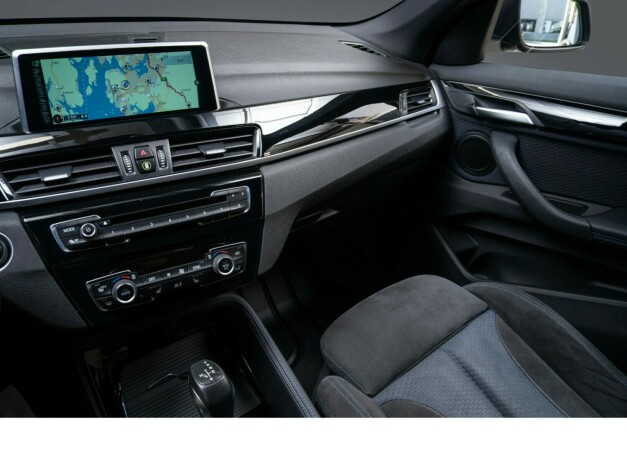 bmw-x1-diesel-2017-big-18