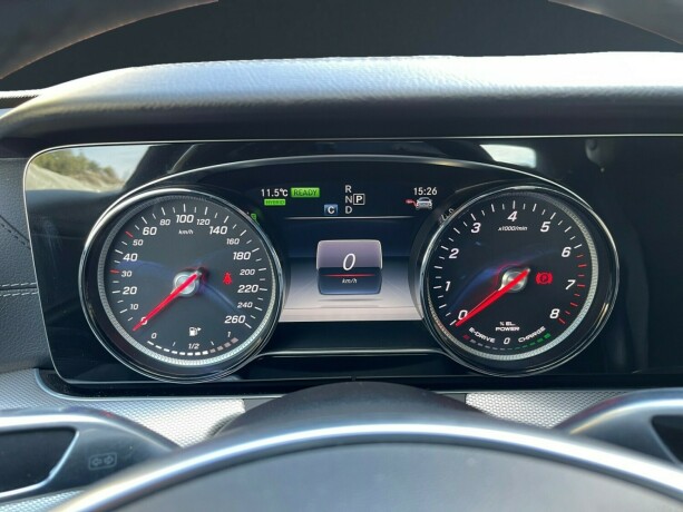 mercedes-benz-e-klasse-elektrisitetbensin-2017-big-14