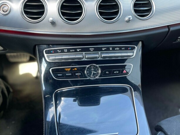 mercedes-benz-e-klasse-elektrisitetbensin-2017-big-19
