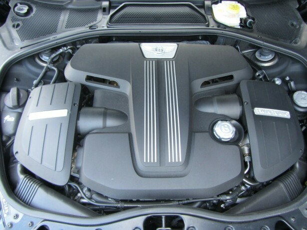 bentley-continental-bensin-2013-big-33