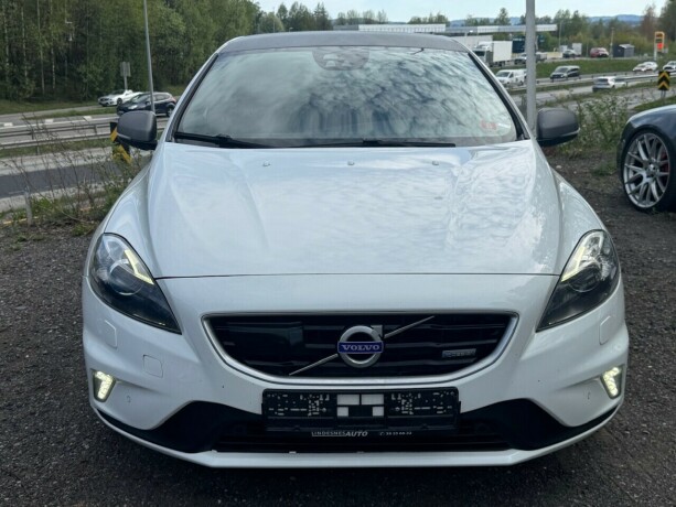 volvo-v40-diesel-2014-big-7