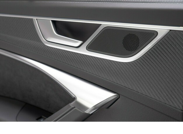 audi-rs6-elektrisitetbensin-2024-big-46