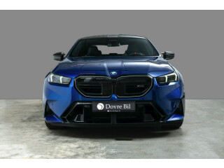 BMW | M5 | Elektrisitet+bensin | 2025