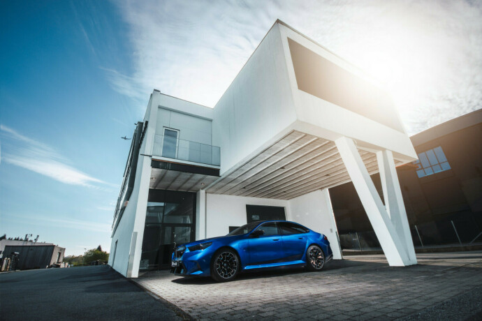 bmw-m5-elektrisitetbensin-2025-big-83