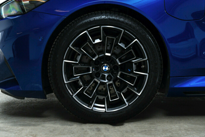 bmw-m5-elektrisitetbensin-2025-big-8
