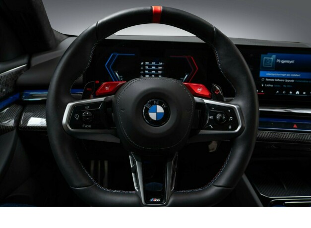 bmw-m5-elektrisitetbensin-2025-big-57