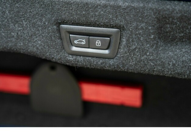 bmw-m5-elektrisitetbensin-2025-big-71