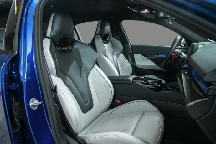 bmw-m5-elektrisitetbensin-2025-big-13