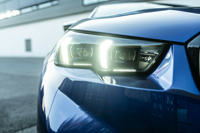 bmw-m5-elektrisitetbensin-2025-big-66