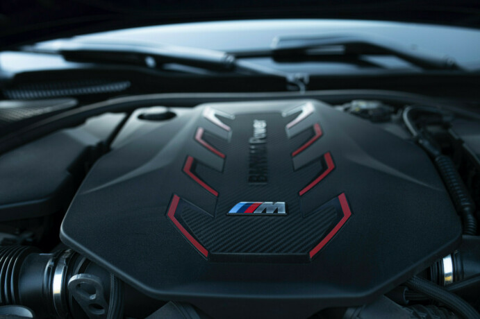bmw-m5-elektrisitetbensin-2025-big-24