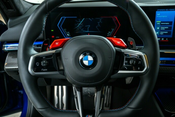 bmw-m5-elektrisitetbensin-2025-big-10