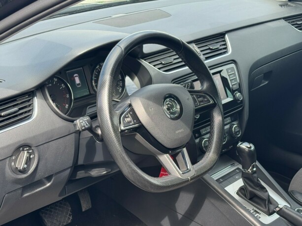 skoda-octavia-bensin-2015-big-6