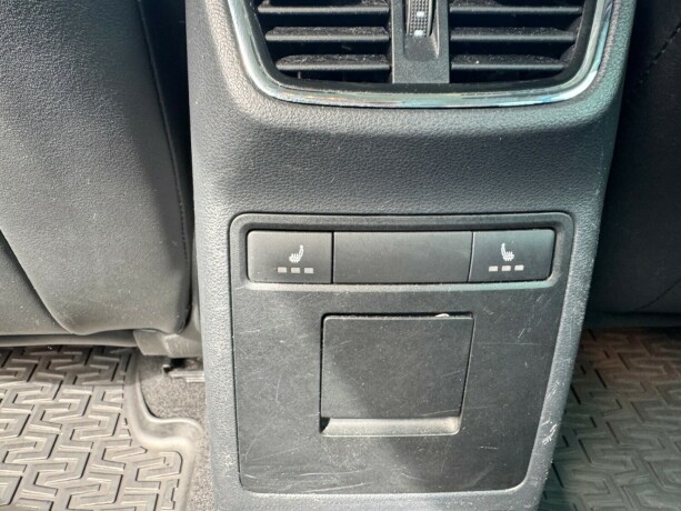 skoda-octavia-bensin-2015-big-17