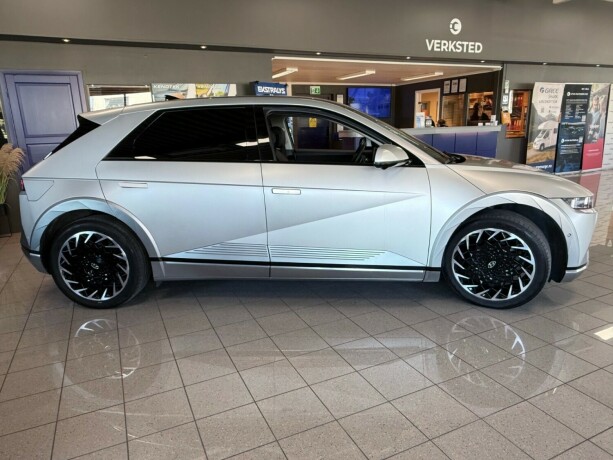 hyundai-ioniq-5-elektrisitet-2022-big-16