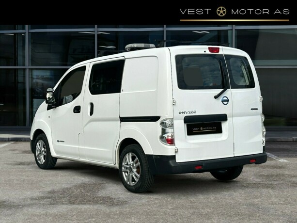 nissan-e-nv200-elektrisitet-2016-big-6