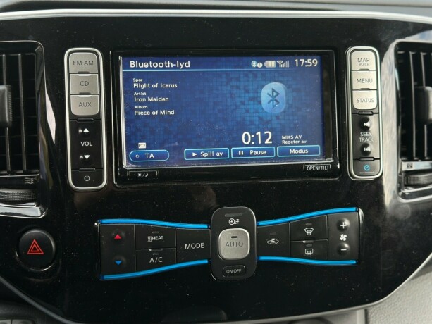 nissan-e-nv200-elektrisitet-2016-big-15
