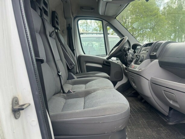 peugeot-boxer-diesel-2007-big-6
