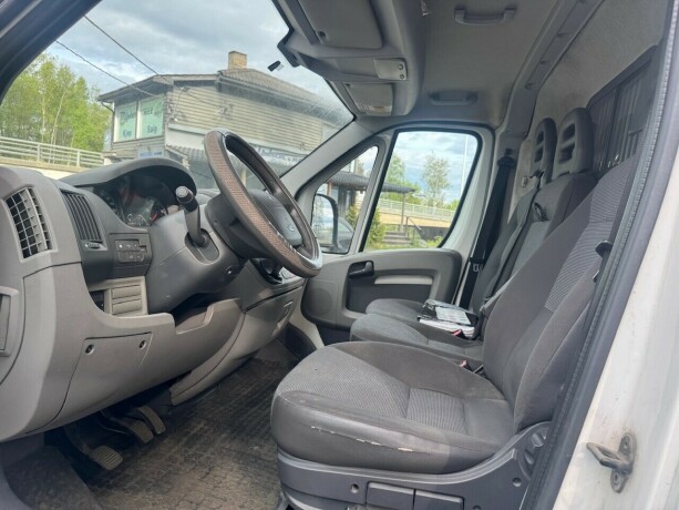 peugeot-boxer-diesel-2007-big-8