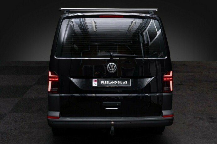 volkswagen-transporter-diesel-2022-big-7