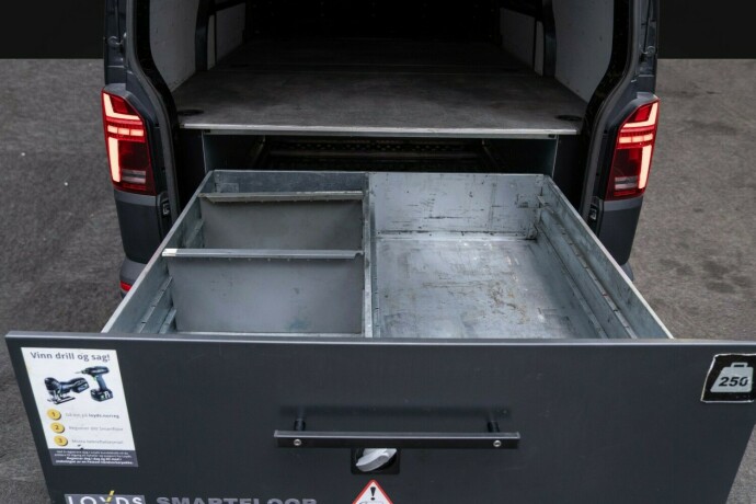 volkswagen-transporter-diesel-2022-big-29