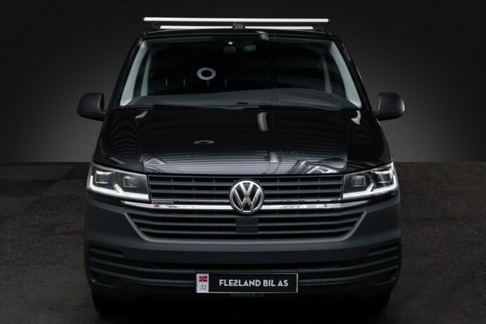 volkswagen-transporter-diesel-2022-big-4