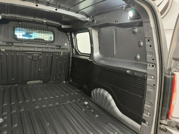 citroen-berlingo-diesel-2020-big-8