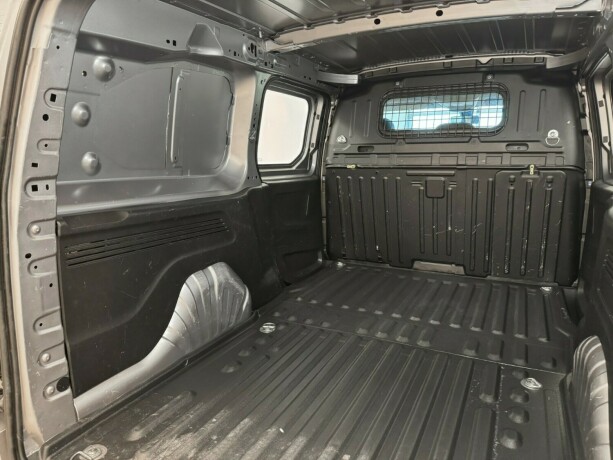 citroen-berlingo-diesel-2020-big-9