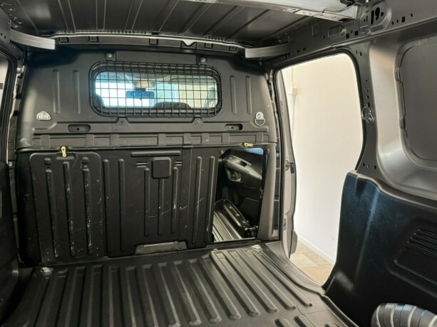 citroen-berlingo-diesel-2020-big-12