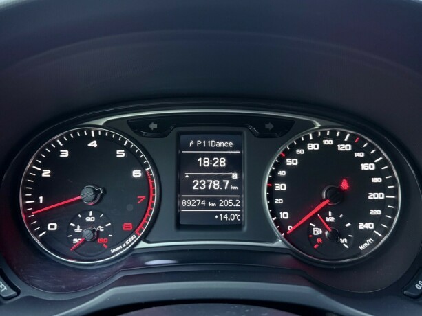 audi-a1-bensin-2015-big-17