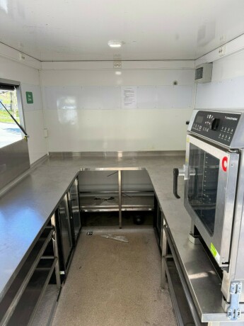 mercedes-benz-sprinter-diesel-2020-big-12