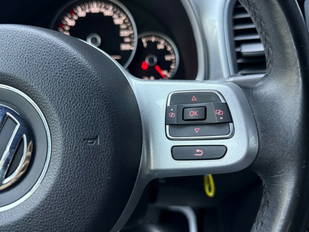 volkswagen-beetle-bensin-2012-big-15