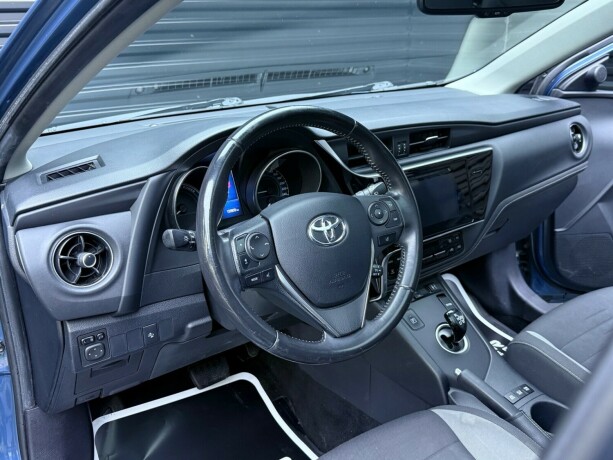 toyota-auris-elektrisitetbensin-2016-big-8