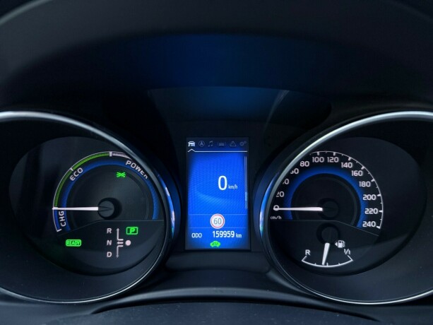 toyota-auris-elektrisitetbensin-2016-big-15